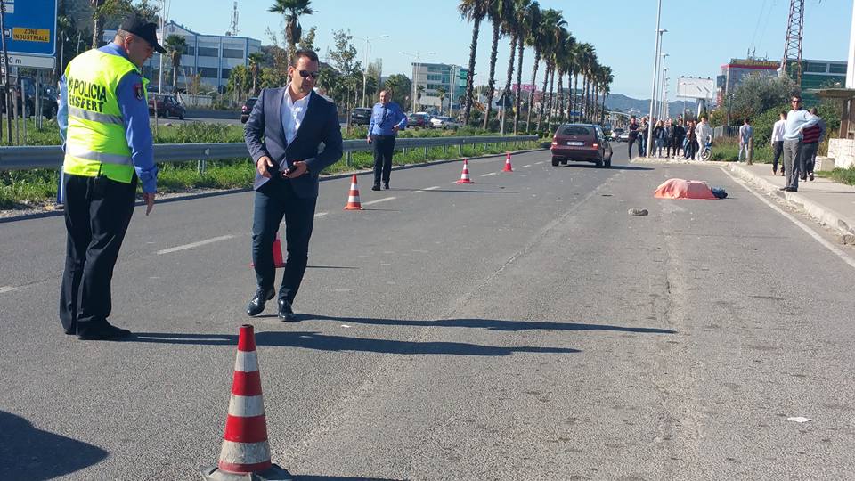 A 50-year-old man was hit by a car on the Tirana-Durrës highway and ...