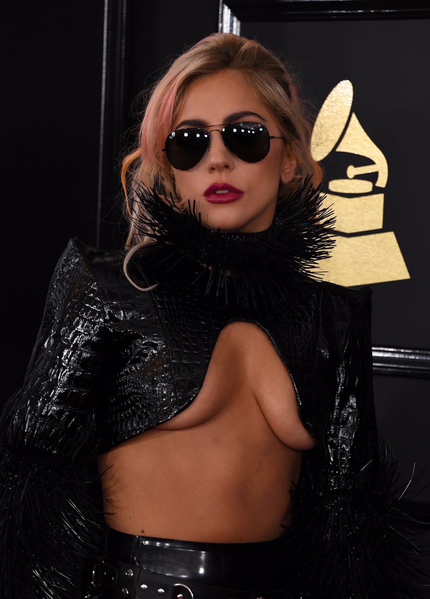Lady Gaga provokes at the Grammys, all in black and with her breasts exposed Balkanweb.com - News24 Lady Gaga provokes at the Grammys, all in black and with her breasts exposed Balkanweb.com - News24