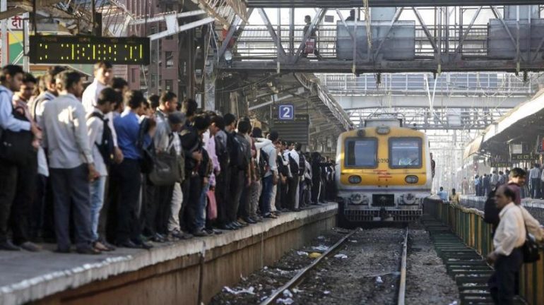 41700 35587 Mumbai Railnetwork Reuters