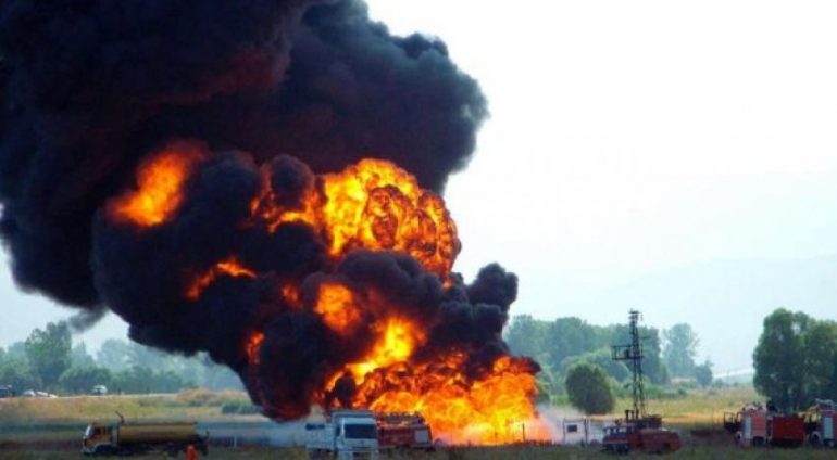 Auto 1 128 650x3581539379767