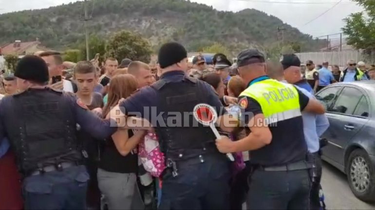 Elbasan Protesta 4