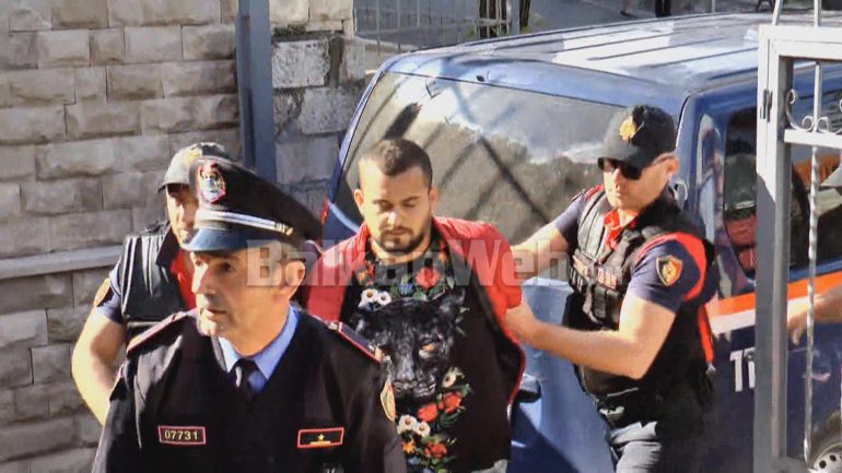 Rraja Rexhep Ne Gjykate