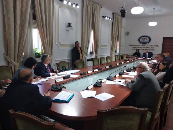 46299611 2325598540783759 2503293796955979776 N