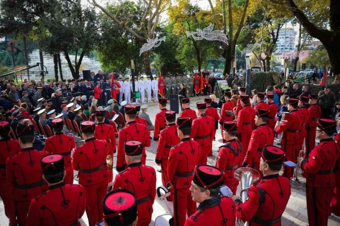 Pedonale Uniformat E Ushtrise (3)