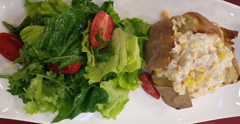 Patate Te Mbushura Me Peshk Ton Dhe Miser