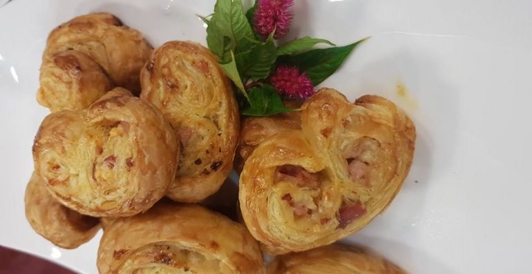 Sfoljate Me Djathe Dhe Pancete