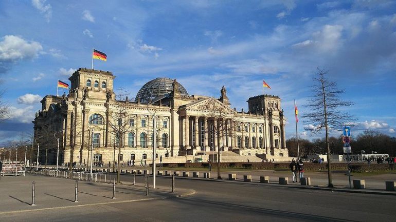 Thumbs B C 40214030534d71e12fa3a36c3f5966be