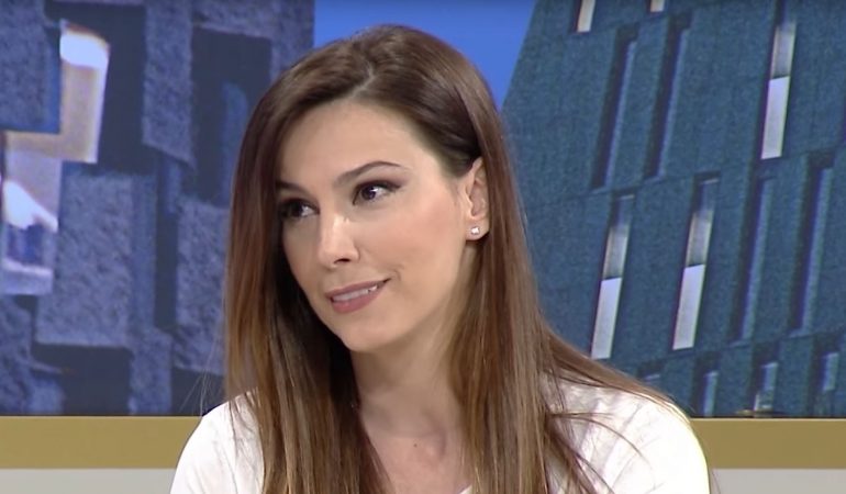 2017 05 02 13 32 02 Rudina Pasioni I Fshehur Për Pikurën I Valbona Selimllarit 01 Maj 2017 Yo