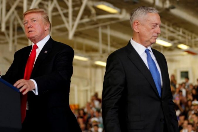 Auto Donald Trump Dhe Jim Mattis1545594655