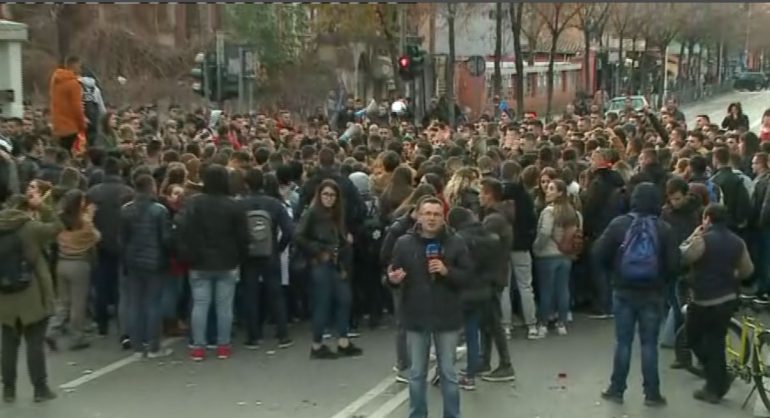 Protesta E Studenteve