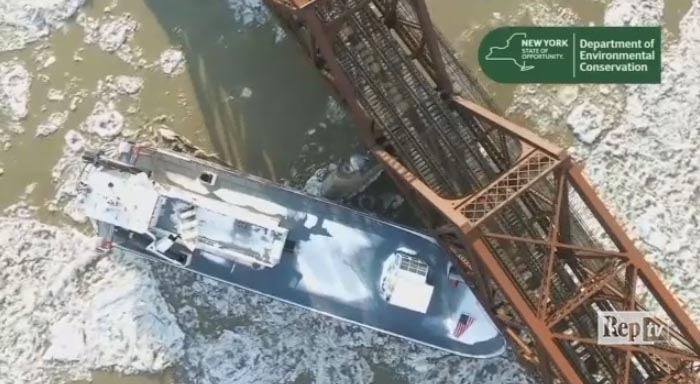 Pllakat E Akullit, New York, Akull