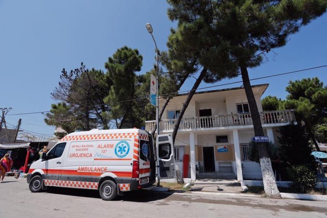 Ambulance shkoder qender shendetesore