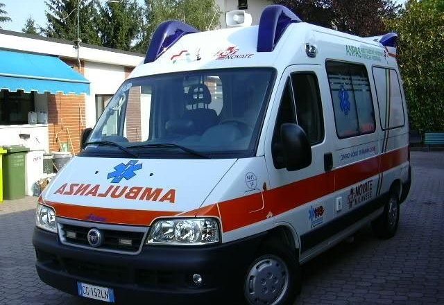 Ambulance 640x440