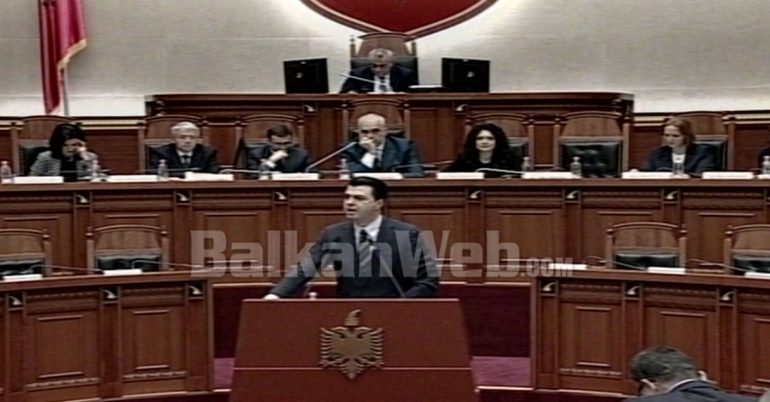Basha Ne Parlament