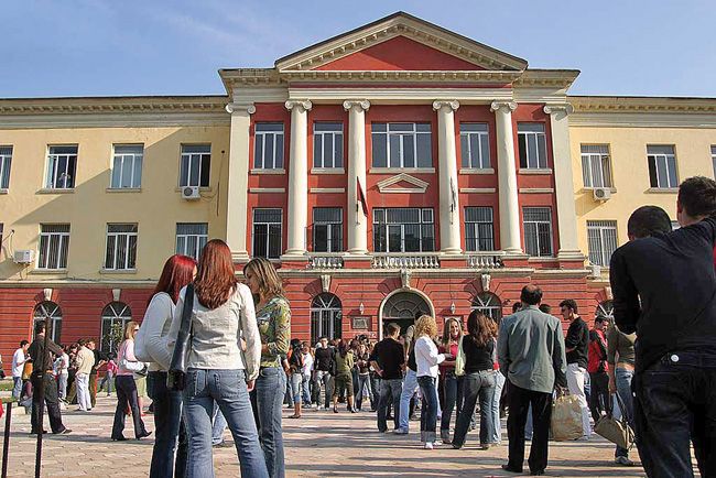 Fakulteti Filologjik Universiteti I Tiranes
