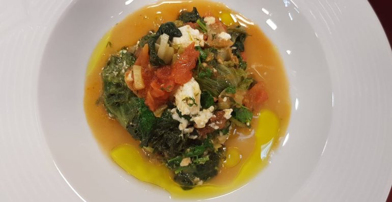 Lakra Te Egra Me Salce Domate Dhe Djathe Copy