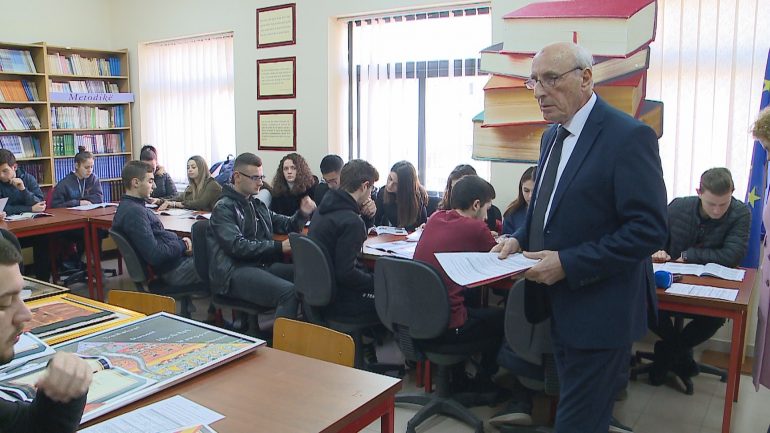 Luarasi Te Petro Nini Ethem Ruka