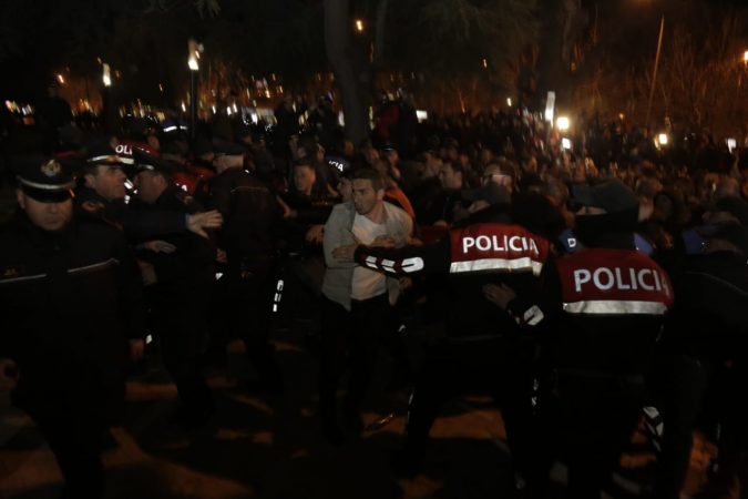 Protesta Lsa Gazi, Basha, Berisha, Kryemadhi (15)