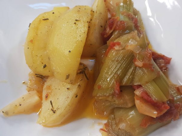 Tave Me Presh Dhe Patate Ne Furre