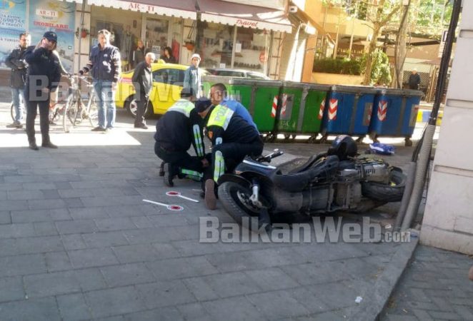 2 Persona Tentojne Te Grabisin Exchange