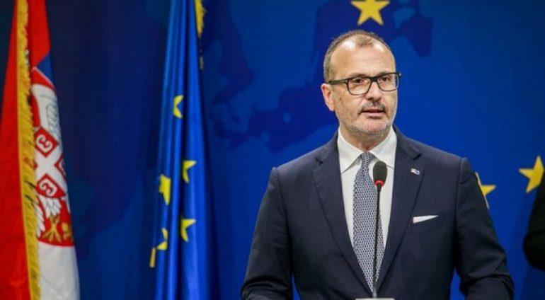 Auto Auto Sam Fabrici 650x35815445431791552313246