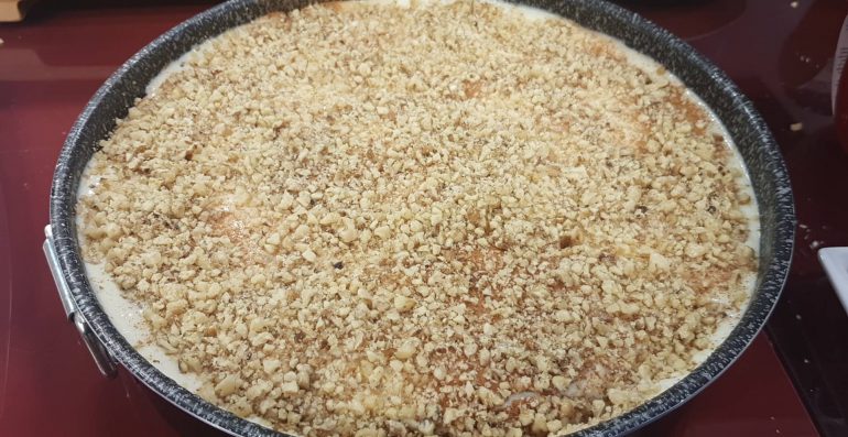 Pandispanje Me Arra Dhe Krem