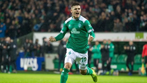 V Li Milot Rashica Sv Werder Bremen 11 Mit Torjubel Jubel Freude über Das Tor Zum 1 0 Die D