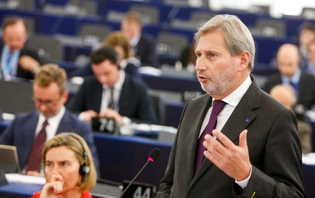 20161123pht52640 Cl 640x402