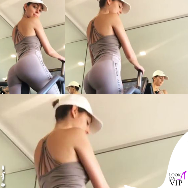 Georgina shows off her perfect curves and highlights her backside   Balkanweb.com - News24