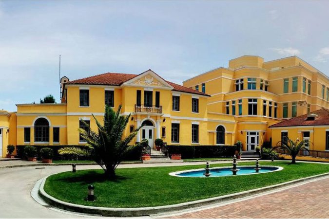 Ambasada Amerikane Ne Shqiperi