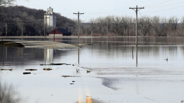 Auto Teksas1555602002