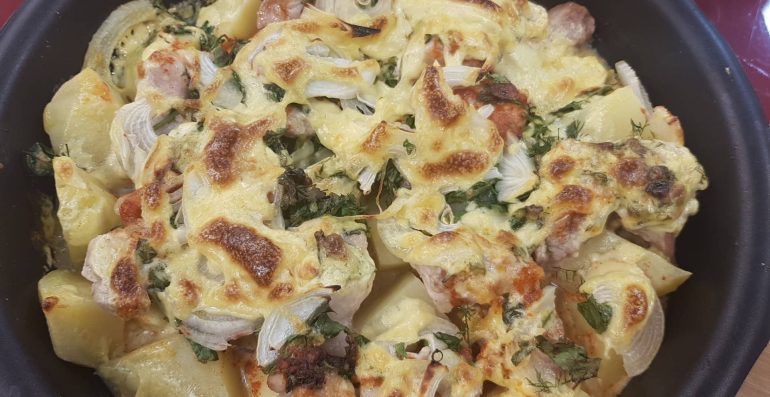 Tave Me Mish Dhe Patate