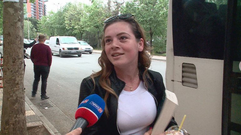 Te Rinjte Me Liber Pa Bilete