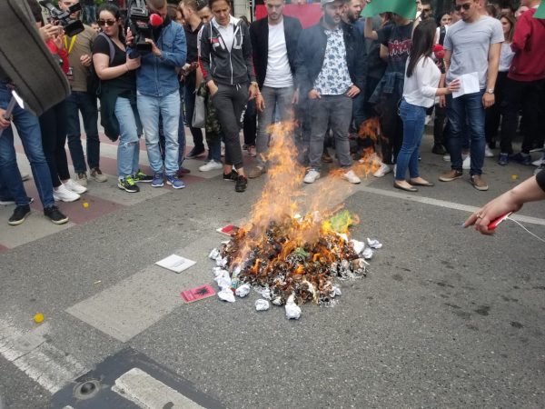 98b597e0 0090 485e 9bd1 F459459f6eba (1)