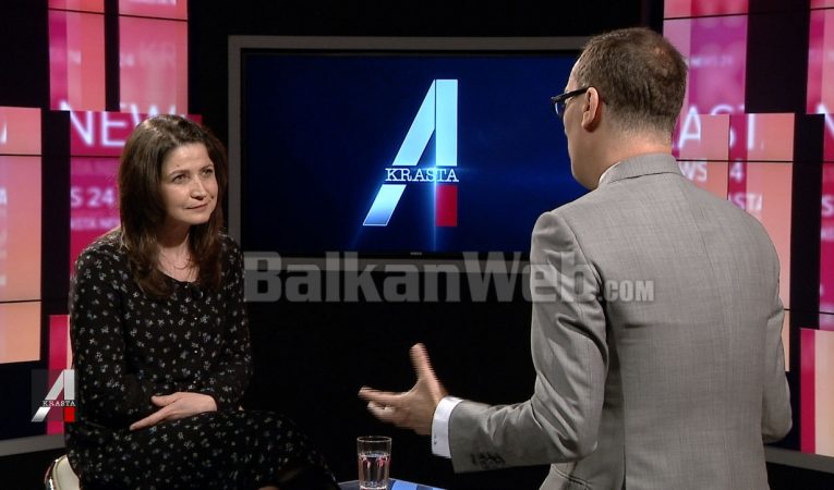 A Show Krasta Lleshanaku