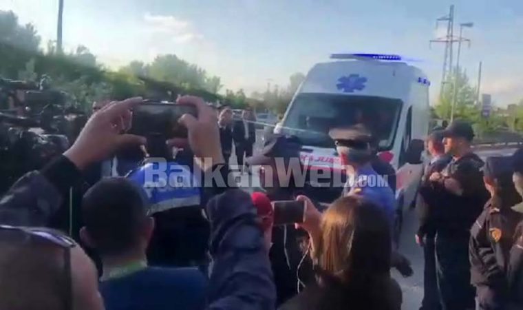 Fier Bllokohet Ambulamnca