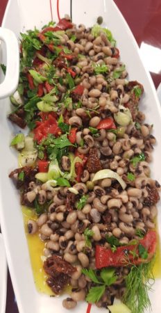 Sallate E Ftohte Me Fasule