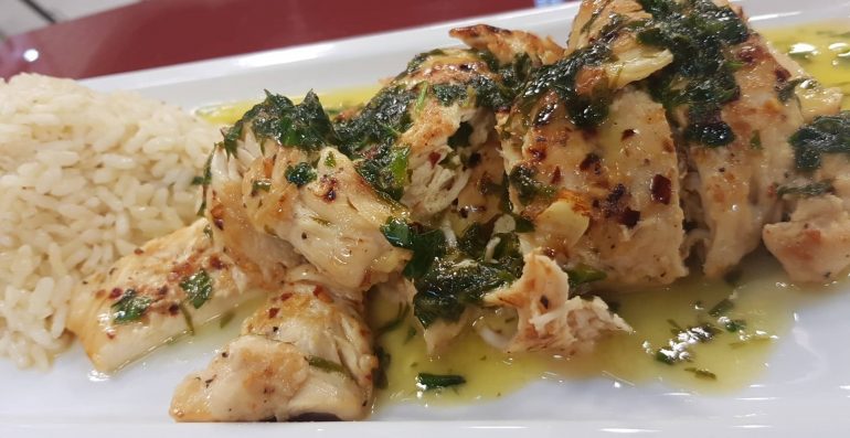 Fileto Pule E Pjekur Me Salce Te Aromatizuar