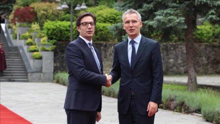 Thumbs B C Cbcc2d372dda77998c63aef137724c45