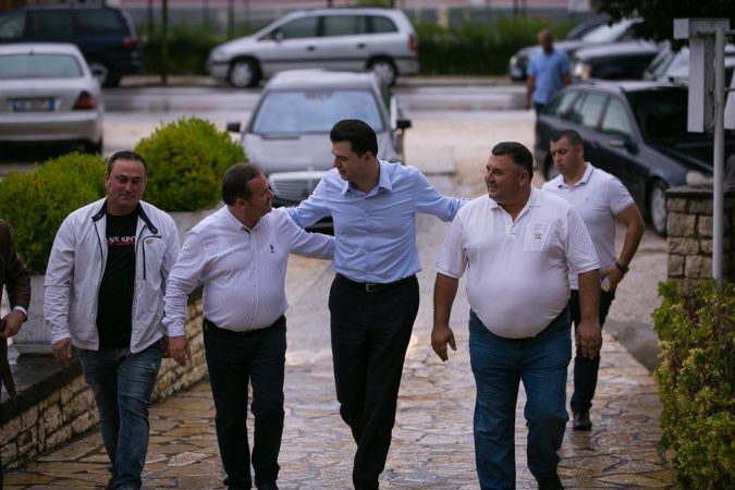 Basha Kucove Ure Vajgurore (1)