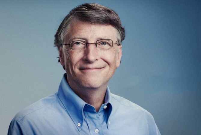 Bill Gates Vr Education 810x545