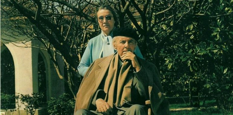 Nexhmije Hoxha Dhe Enver Hoxha