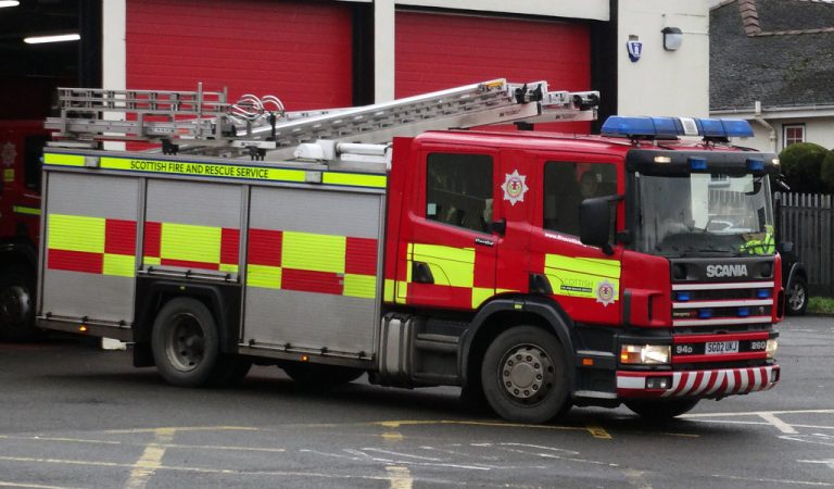 32598772218 0e225edb70 B