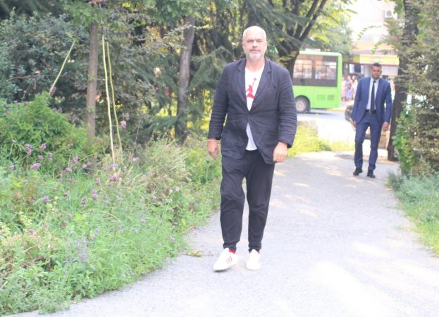 551a4cb1 6ce3 49fb B6d0 90094577404d