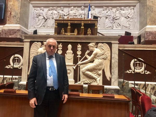 69298192 2399498180105637 7518390124808241152 N