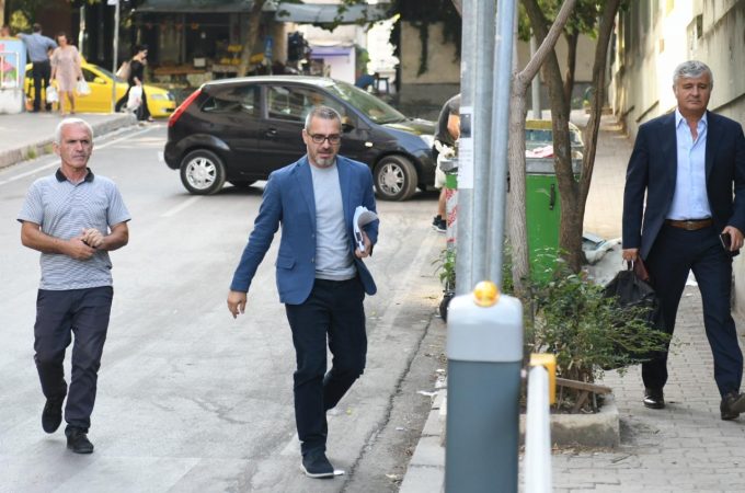 0b53ff0d A6af 41f7 985c 3cd6f5fd8b2e