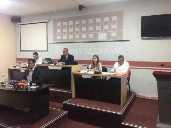 73e7dc19 Bf63 4829 A855 C3fe3a61ab8b