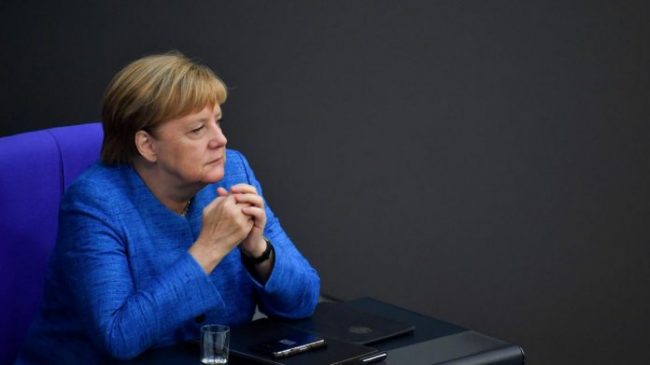 Brexit Merkel 696x391