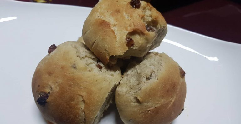 Buke E Embel Me Mjalte Dhe Rrush Te Thate