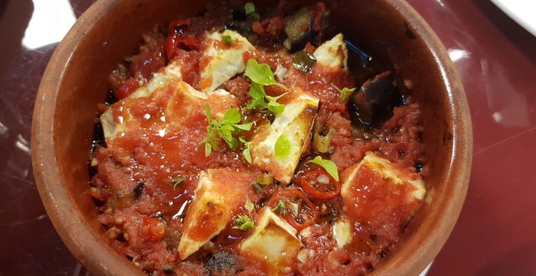 Fergese Me Patellxhane Dhe Domate